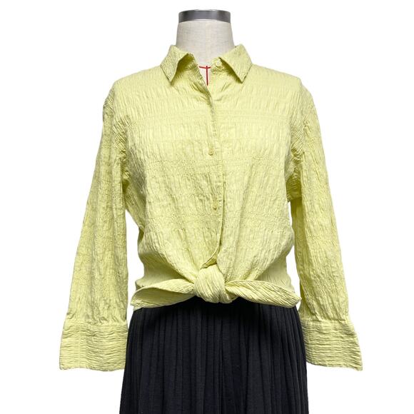 Vintage Tops - Vintage Green Smocked Button Up Tie Front 3/4 Sleeve Shirt